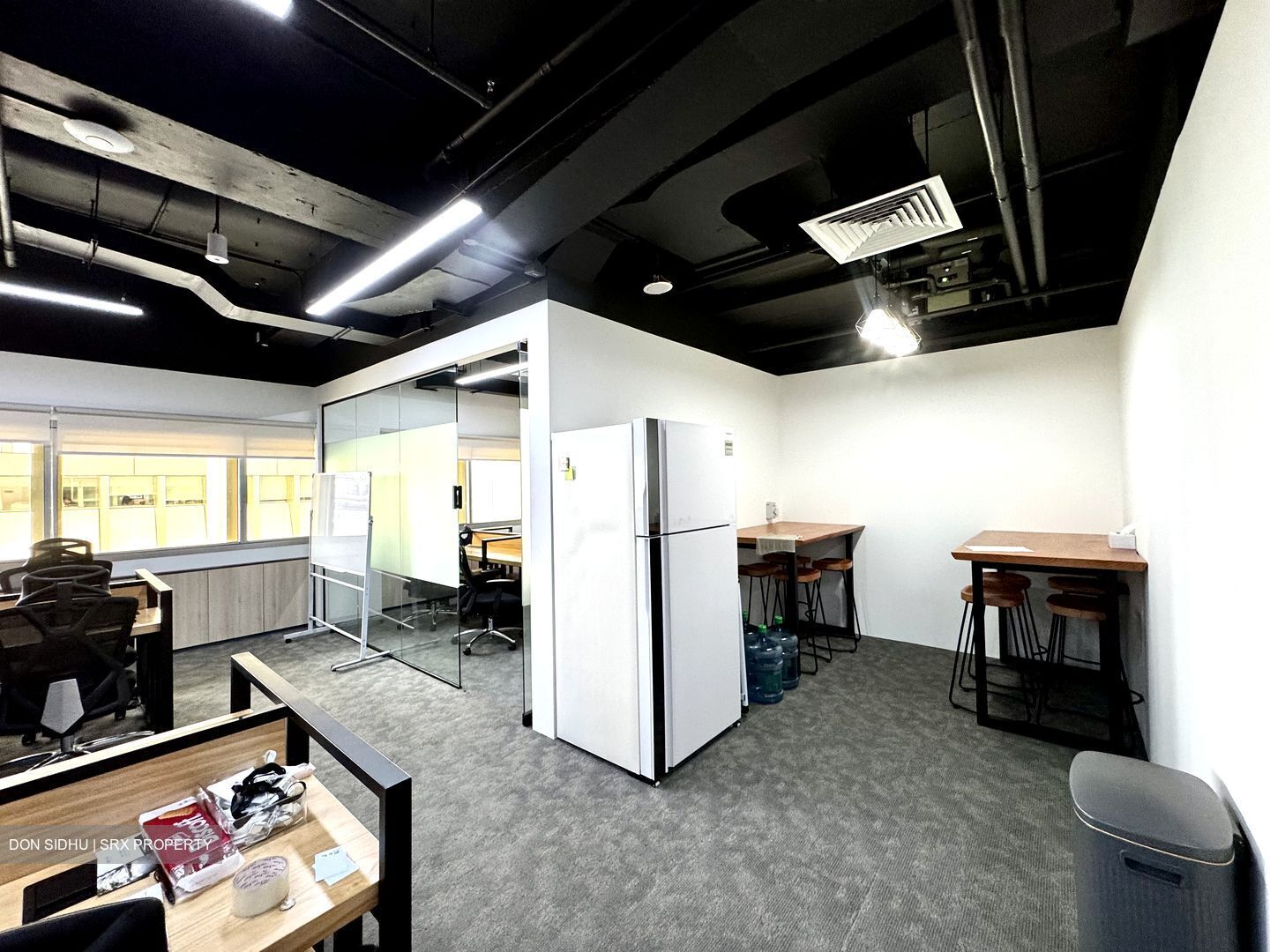 111 Somerset (D9), Office #530703181